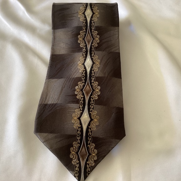 Hand made 100% Silk Di MOGGIO Classic Tie Multicolor 4” x 60” Long - Picture 1 of 5